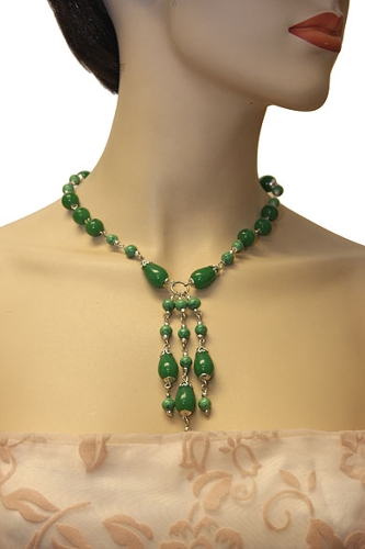 Beautifully Designed Green Necklace
