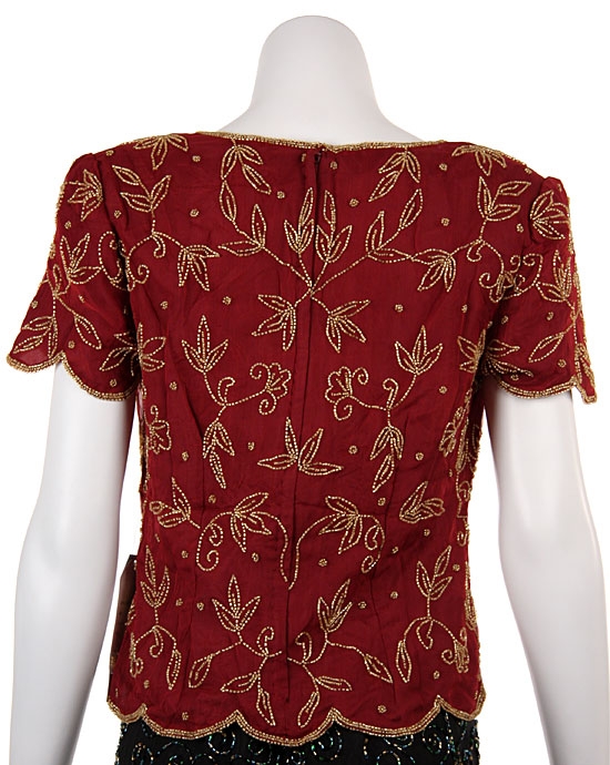 Round Edged Hem Short Sleeved Blouse — back in Burgundy/Gold