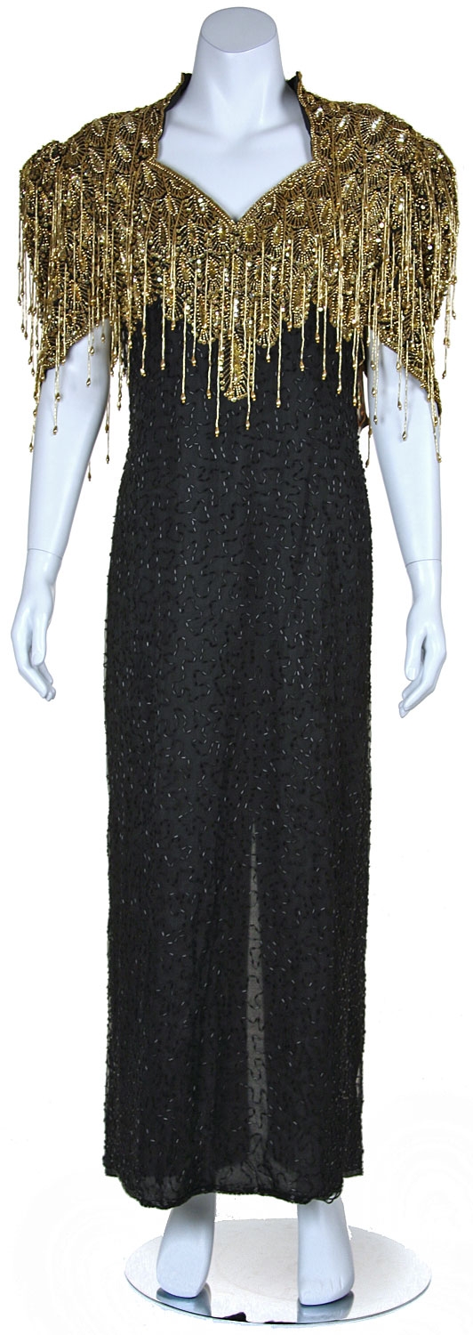 Vintage Look V-Neck Half Sleeves Formal Evening Dress — in Black/Gold