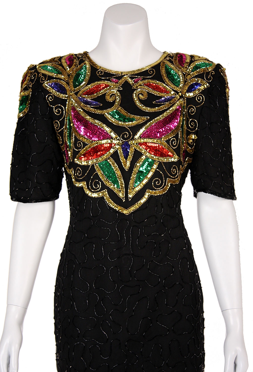 Round neck Short Cocktail Dress with Floral Pattern — in close-up