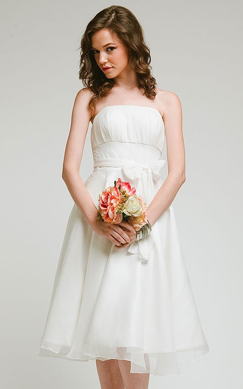 Strapless Bridesmaid dress with detachable sash — in alternative picture
