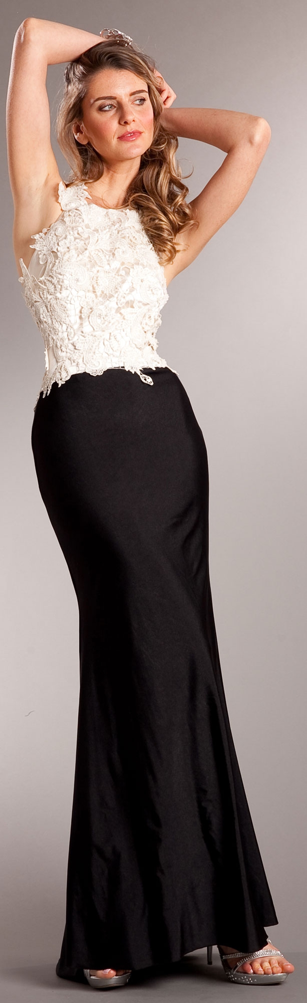 Halter Neck Mermaid Style Long Formal Prom Evening Dress