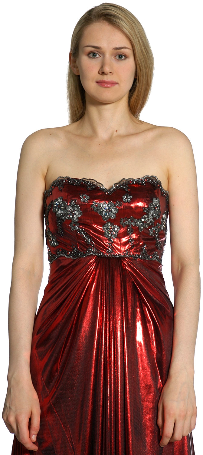 Strapless Sweetheart Formal Evening Dress — in Burgundy closeup