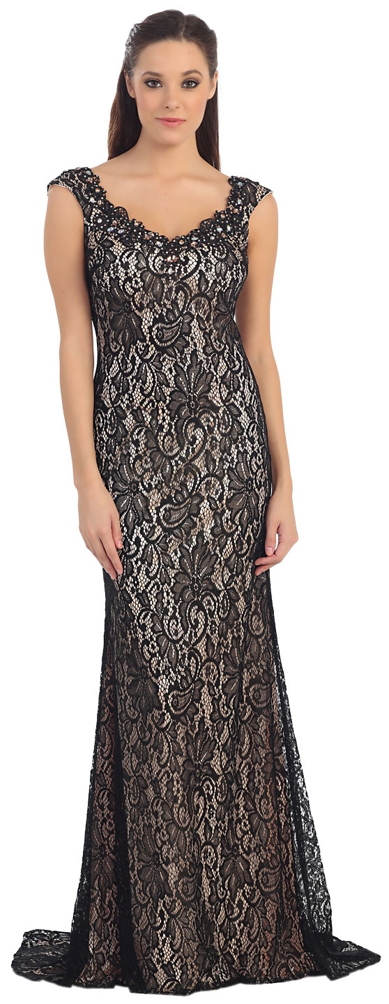 V-Neck Sleeveless Lace Long Formal Evening Prom Dress — in Black