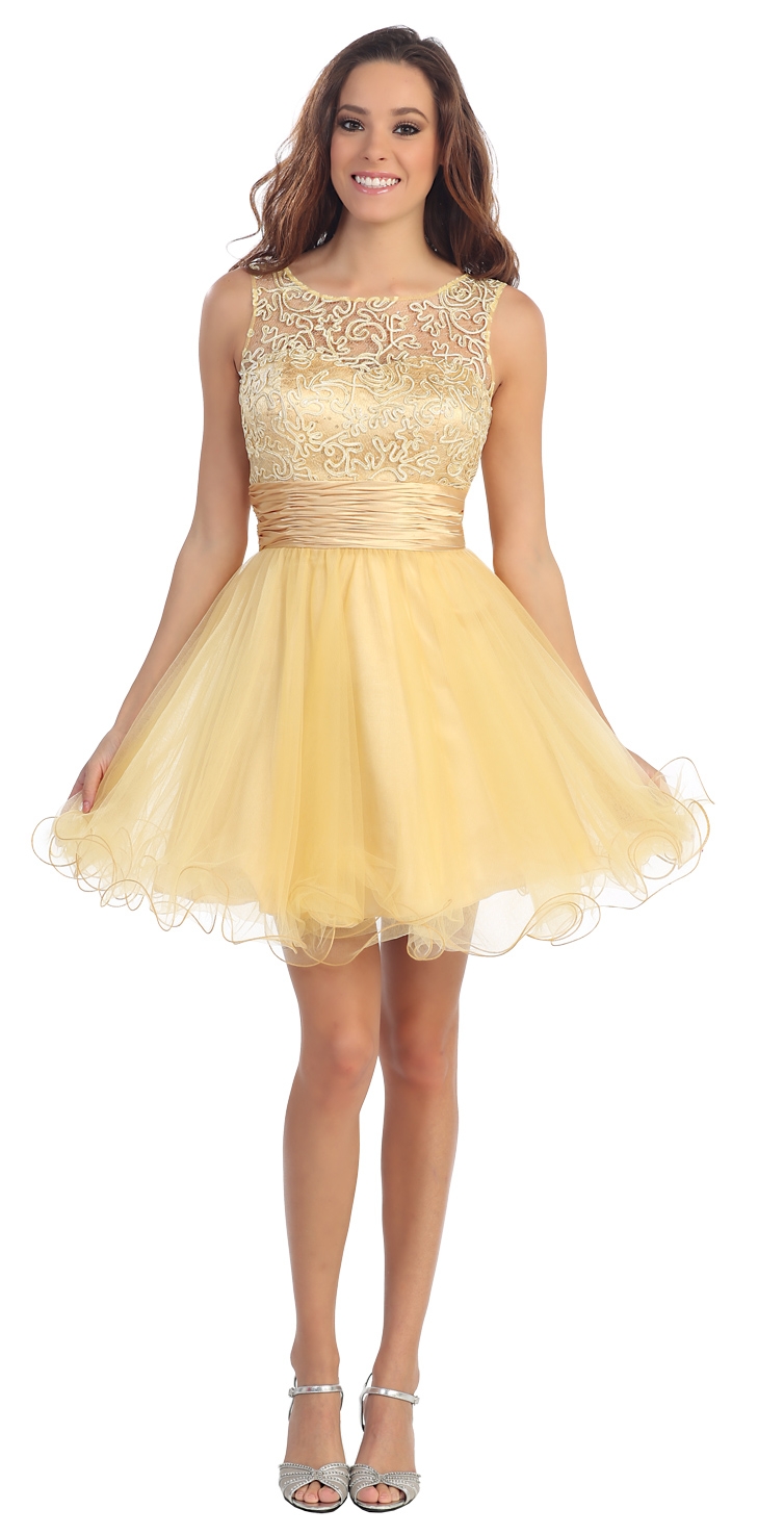 Patterned Sheer Neckline Tulle Short Party Prom Dress — in Gold